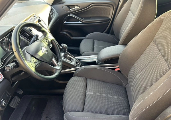 Opel Zafira cena 39600 przebieg: 236000, rok produkcji 2016 z Jawor małe 781